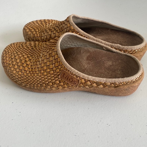 Taos Footwear Shoes - Taos Weaved Slide-on Shoes 39=8.5